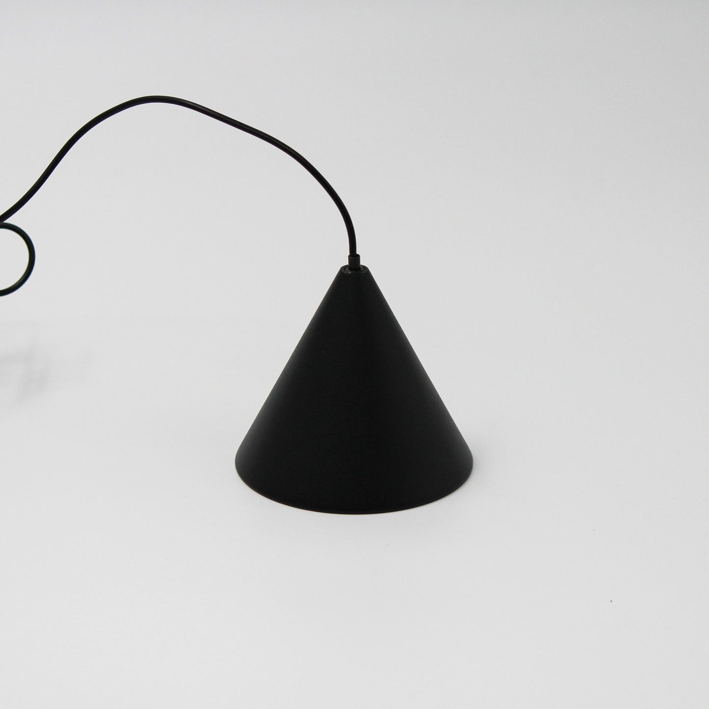 Hanglamp Led Kegel Gesloten | Zwart